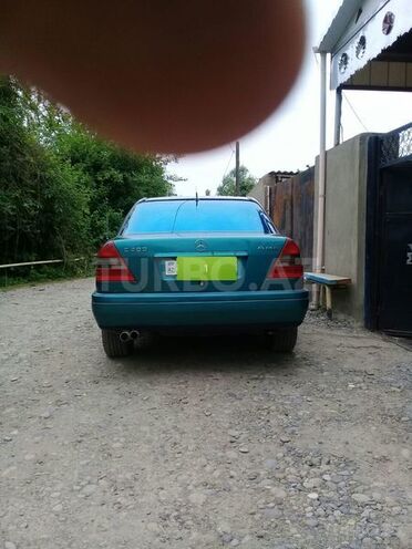 Mercedes C 200 1997, 250,065 km - 2.0 л - Sabirabad