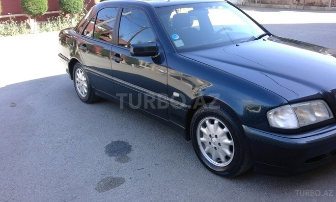 Mercedes C 180 1999, 300,000 km - 1.8 l - Bakı