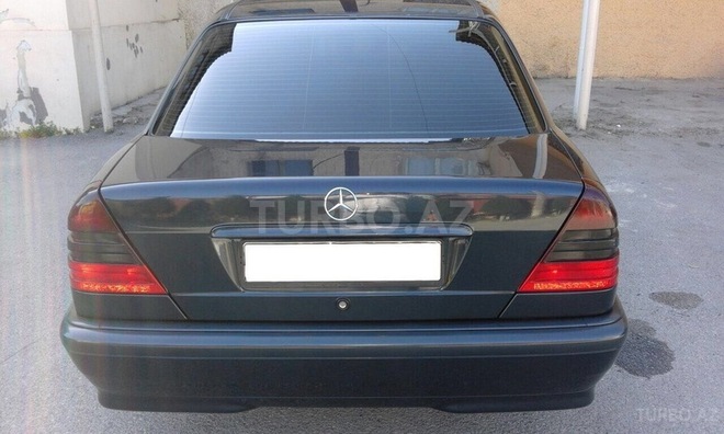 Mercedes C 180 1999, 300,000 km - 1.8 l - Bakı