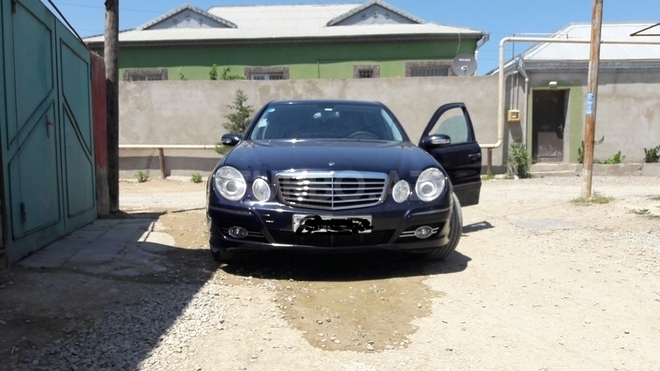 Mercedes E 270 2002, 308,000 km - 2.7 л - Bakı