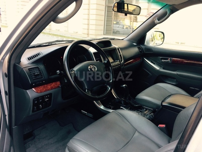Toyota Prado 2006, 135,000 km - 4.0 l - Bakı