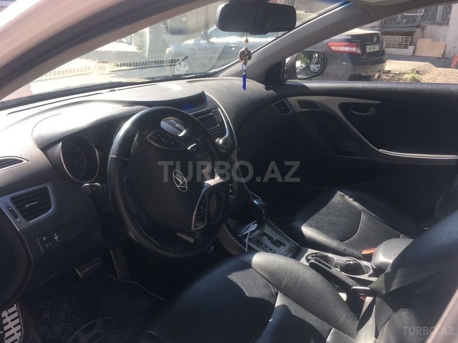 Hyundai Elantra 2013, 154,400 km - 1.8 l - Bakı