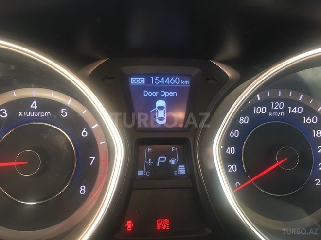 Hyundai Elantra 2013, 154,400 km - 1.8 l - Bakı