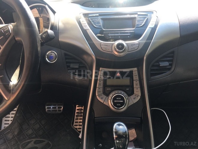 Hyundai Elantra 2013, 154,400 km - 1.8 l - Bakı