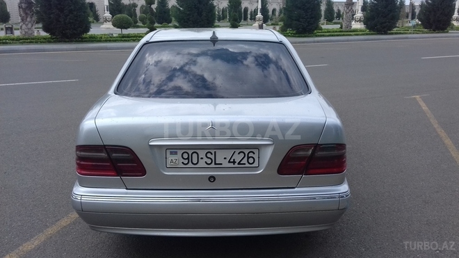 Mercedes E 220 2000, 364,518 km - 2.2 л - Gəncə
