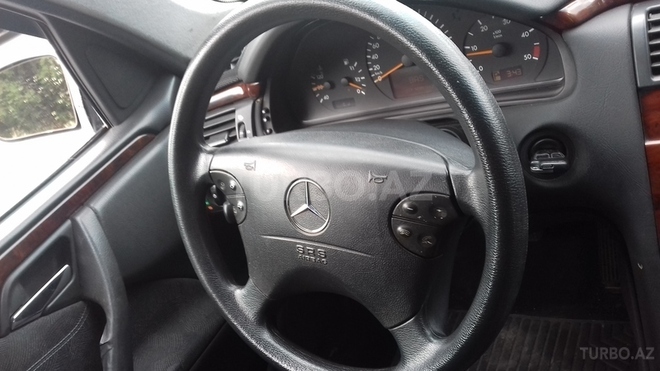 Mercedes E 220 2000, 364,518 km - 2.2 л - Gəncə