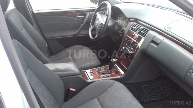 Mercedes E 220 2000, 364,518 km - 2.2 л - Gəncə
