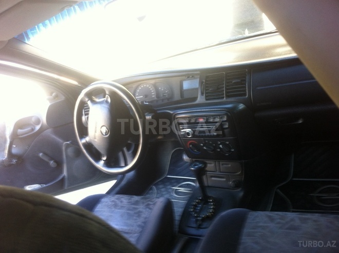Opel Vectra 1998, 345,000 km - 1.6 l - Bakı