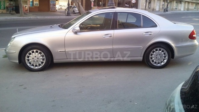 Mercedes E 240 2002, 172,000 km - 2.6 l - Bakı