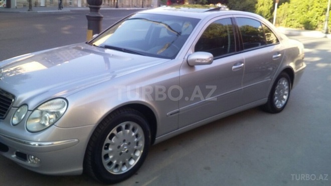 Mercedes E 240 2002, 172,000 km - 2.6 l - Bakı