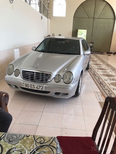 Mercedes E 240 2001, 291,000 km - 2.4 л - Bakı