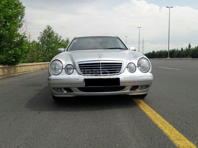 Mercedes E 200 2002, 250,000 km - 2.0 l - Gəncə