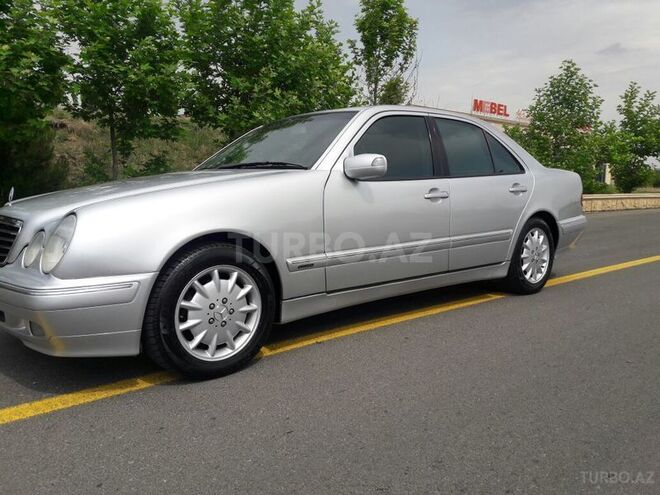 Mercedes E 200 2002, 250,000 km - 2.0 l - Gəncə