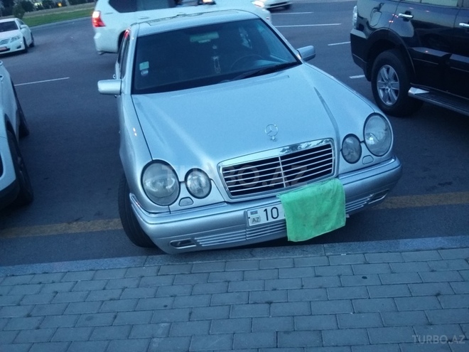 Mercedes E 280 1996, 250,000 km - 2.8 л - Bakı