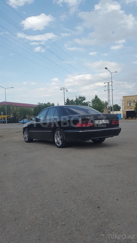 Mercedes E 320 2001, 29,000 km - 3.2 л - Yevlax