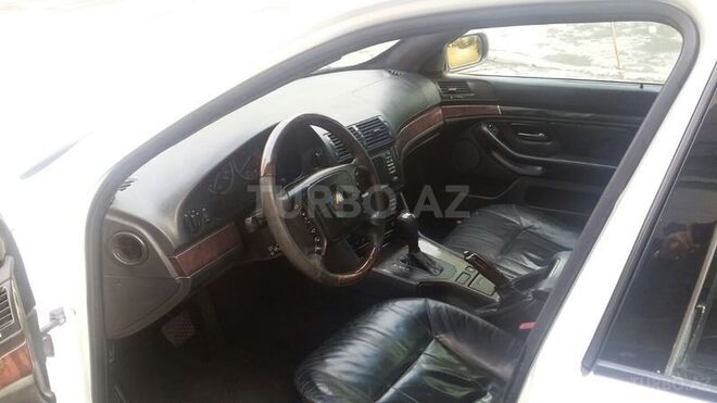 BMW 540 2001, 233,580 km - 4.4 l - Bakı