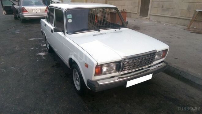 LADA (VAZ) 2107 2005, 215,000 km - 1.6 l - Bakı