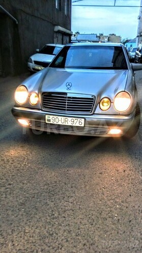 Mercedes E 230 1998, 356,000 km - 2.3 l - Bakı