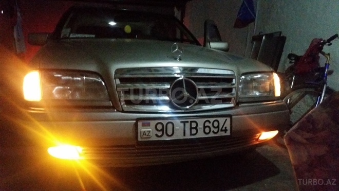 Mercedes C 220 1995, 280,000 km - 2.2 л - Bakı