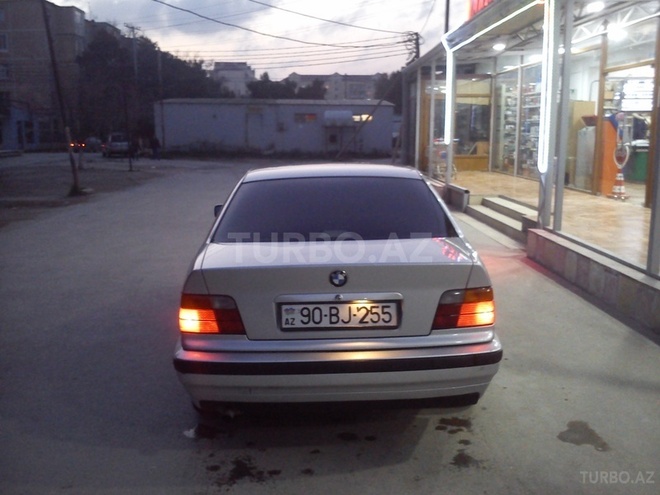 BMW 320 1997, 220,000 km - 2.0 л - Bakı