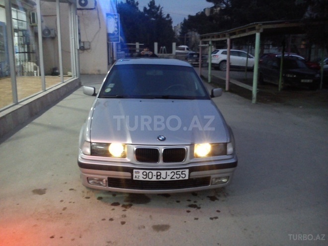 BMW 320 1997, 220,000 km - 2.0 л - Bakı