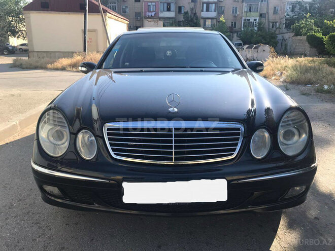 Mercedes E 240 2003, 176,000 km - 2.6 l - Bakı