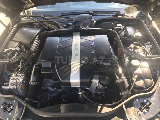 Mercedes E 240 2003, 176,000 km - 2.6 l - Bakı