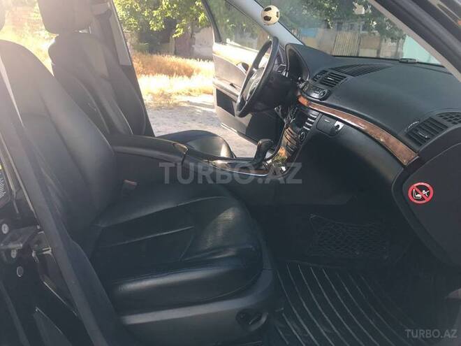 Mercedes E 240 2003, 176,000 km - 2.6 l - Bakı