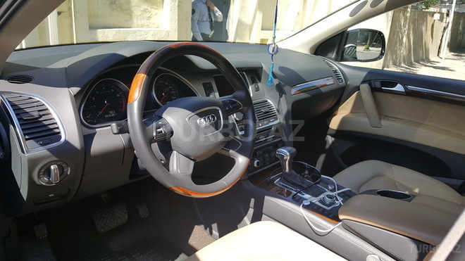 Audi Q7 2012, 38,000 km - 3.0 l - Bakı