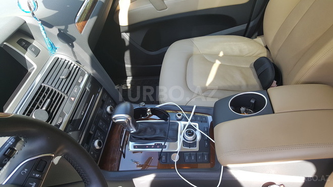 Audi Q7 2012, 38,000 km - 3.0 l - Bakı