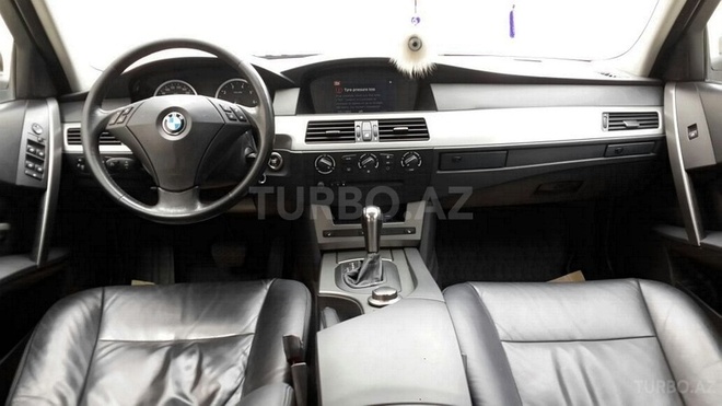 BMW 523 2007, 210,000 km - 0.3 l - Bakı