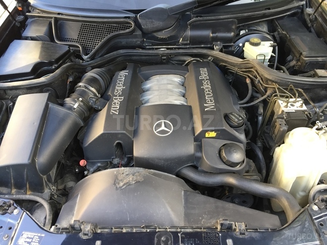 Mercedes E 240 1997, 243,000 km - 2.4 л - Bakı