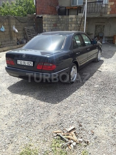 Mercedes E 240 1997, 243,000 km - 2.4 л - Bakı