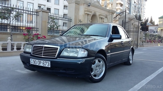 Mercedes C 240 1997, 210,000 km - 2.4 l - Bakı