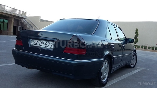 Mercedes C 240 1997, 210,000 km - 2.4 l - Bakı
