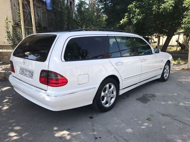 Mercedes E 240 1998, 257,000 km - 2.4 l - Bakı