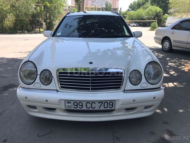 Mercedes E 240 1998, 257,000 km - 2.4 l - Bakı