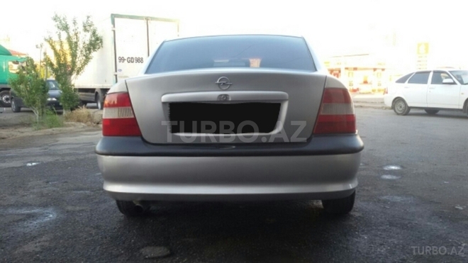 Opel Vectra 1997, 320,000 km - 1.8 l - Sumqayıt