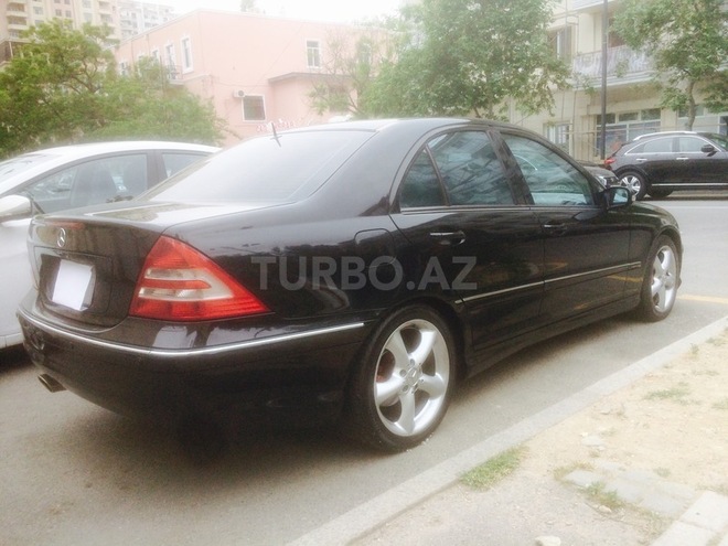 Mercedes C 250 2006, 140,000 km - 0.3 l - Bakı