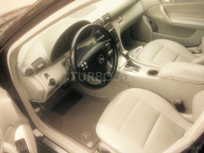 Mercedes C 250 2006, 140,000 km - 0.3 l - Bakı