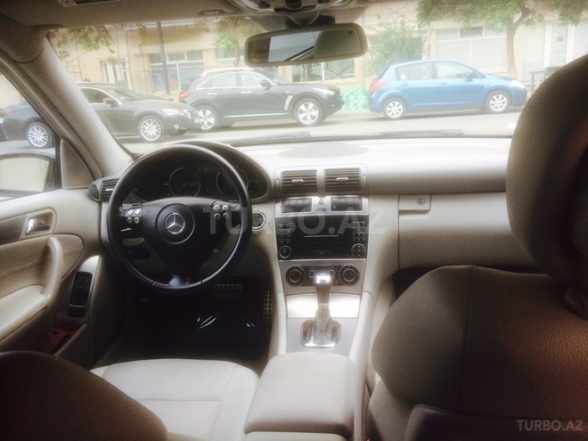 Mercedes C 250 2006, 140,000 km - 0.3 l - Bakı
