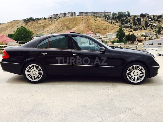 Mercedes E 350 2006, 138,000 km - 3.5 l - Bakı