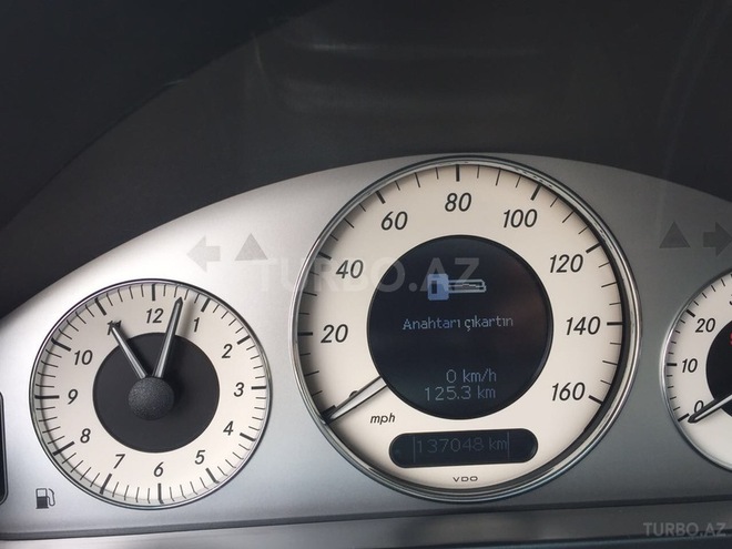 Mercedes E 350 2006, 138,000 km - 3.5 l - Bakı