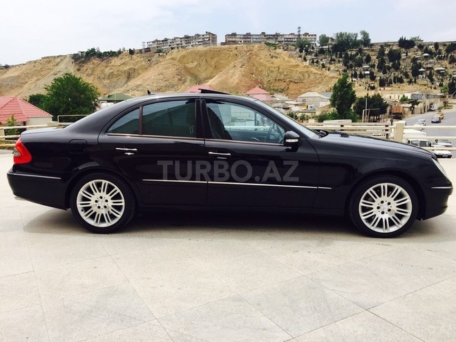Mercedes E 350 2006, 138,000 km - 3.5 l - Bakı