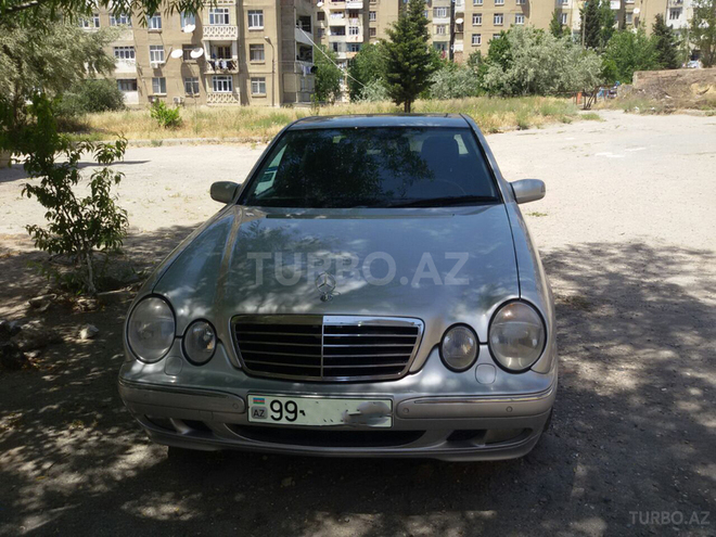 Mercedes E 280 2000, 255,000 km - 2.8 л - Bakı