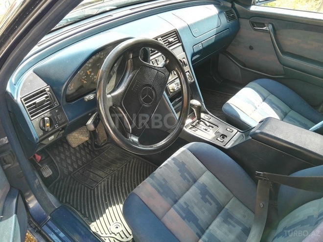 Mercedes C 220 1995, 374,000 km - 2.2 l - Bakı