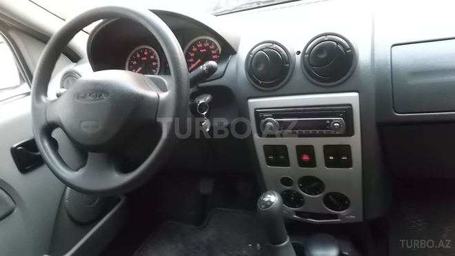 Dacia Logan 2008, 110,000 km - 1.6 l - Bakı