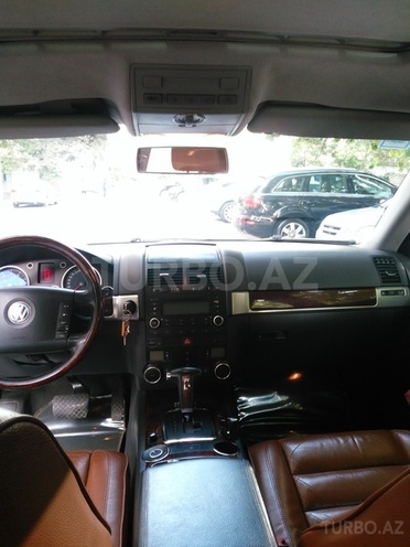 Volkswagen Touareg 2004, 131,500 km - 3.2 л - Bakı