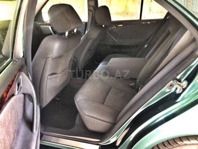 Mercedes E 220 2000, 240,000 km - 2.2 л - Bakı