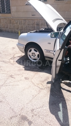 Mercedes E 300 1997, 300,000 km - 3.0 l - Bakı